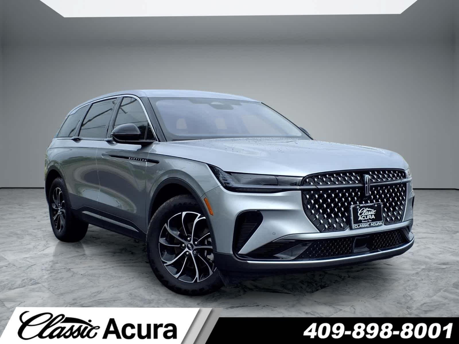 2025 Lincoln Nautilus Premiere AWD's photo