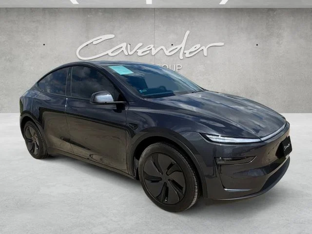 Used 2026 Tesla Model Y Long Range with VIN 7SAYGDEE9TA394422 for sale in Boerne, TX