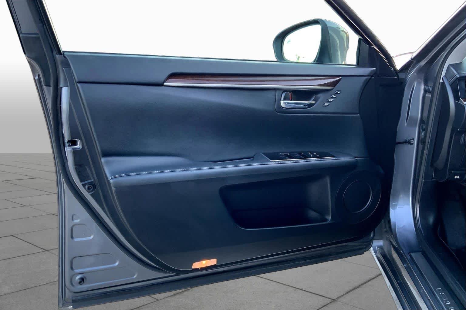 Used 2018 Nebula Gray Pearl Lexus  image 22