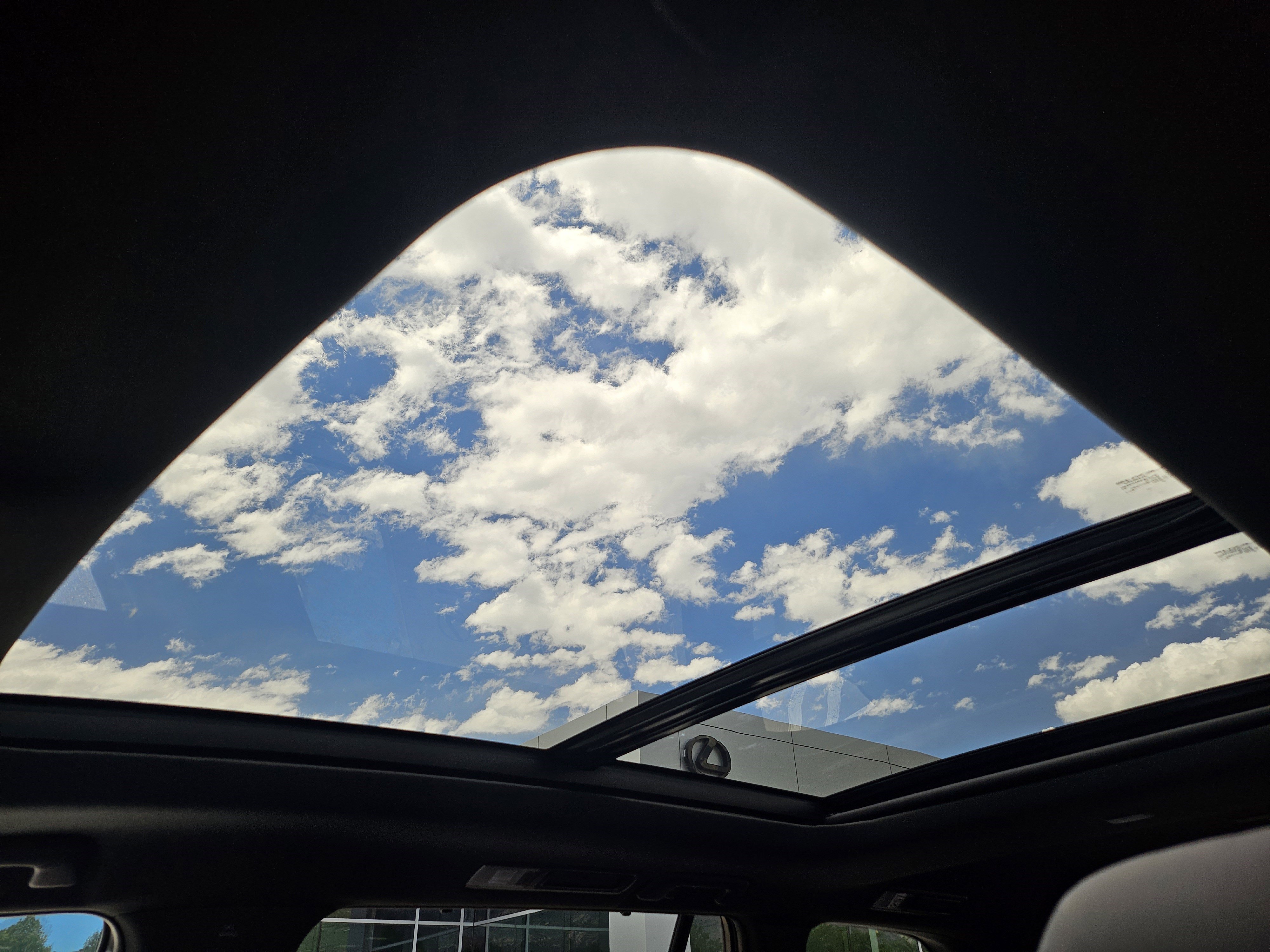New 2026 Wind Chill Pearl Lexus PREMIUM AWD image 18