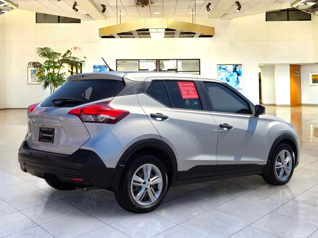 Certified Used 2020 Silver Nissan S image 5