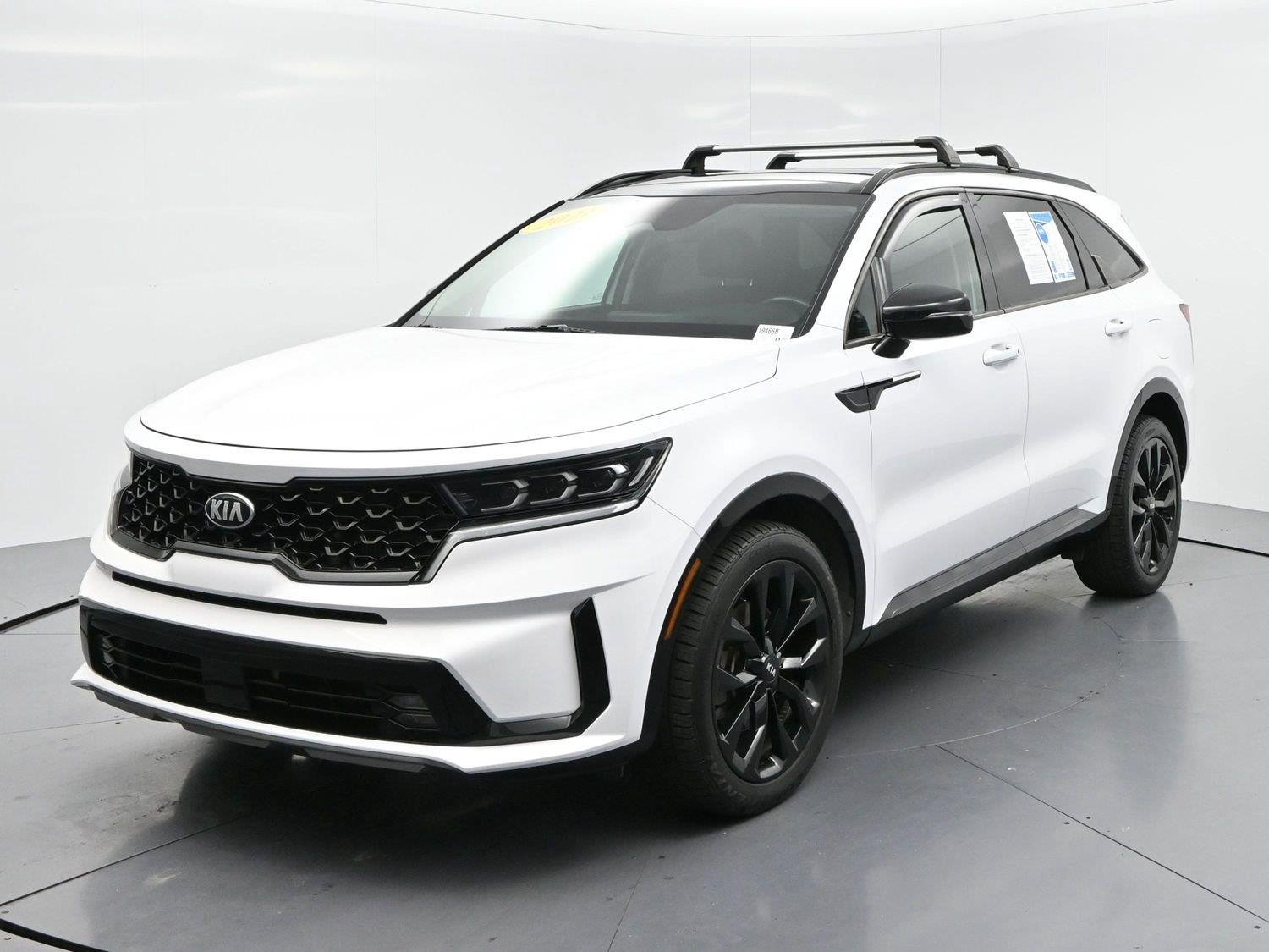 Used 2021 Glacial White Pearl Kia SX image 2