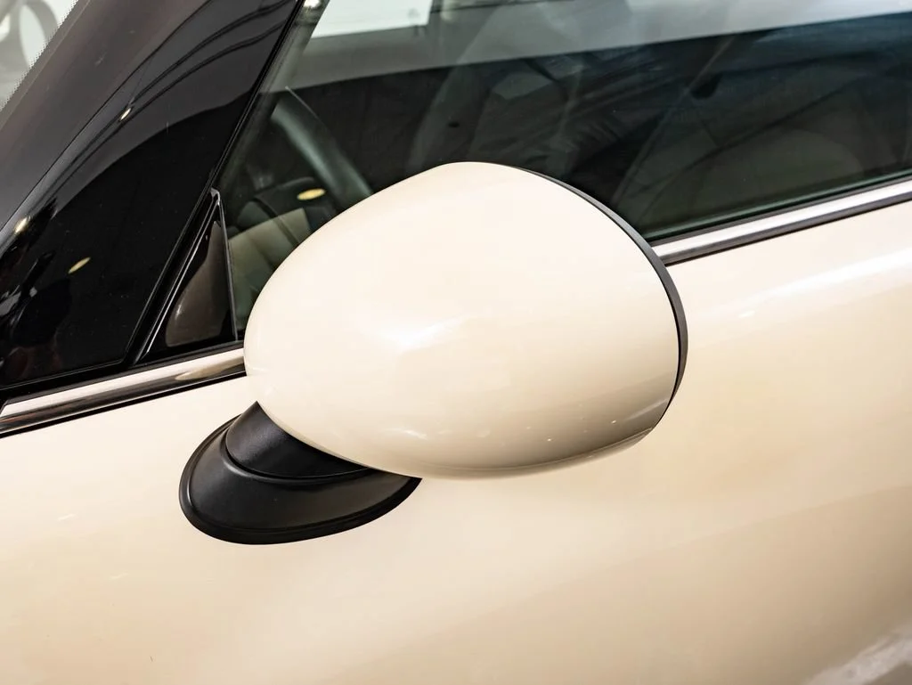 Used 2018 Pepper White MINI  image 15