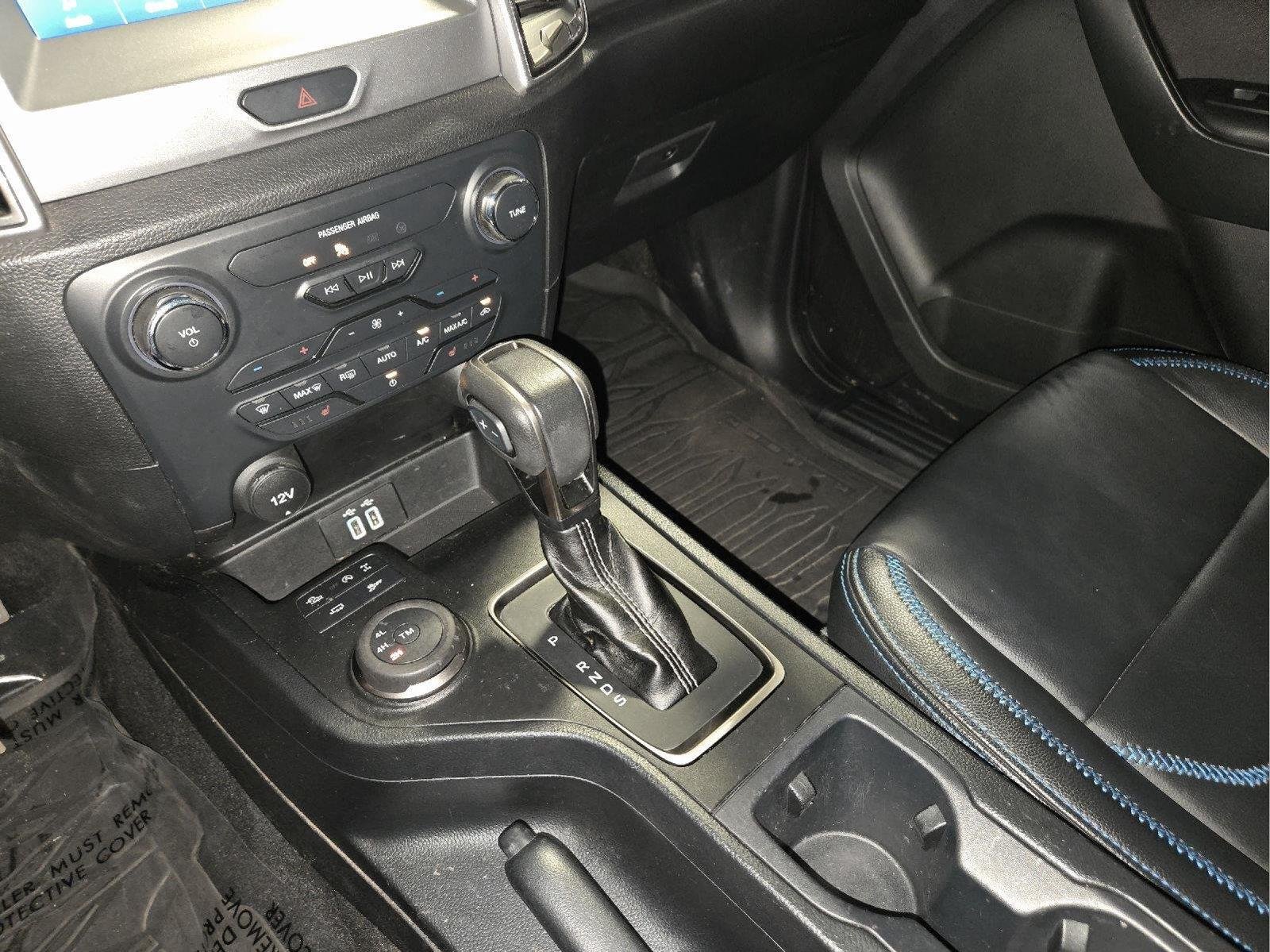 Used 2022 Velocity Blue Ford XLT image 25