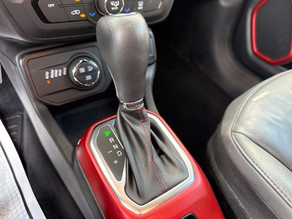 Used 2022 Red Jeep Trailhawk image 32