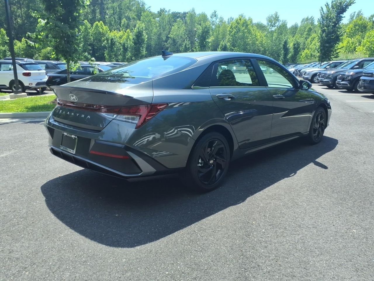 New 2026 Amazon Gray Hyundai SEL Sport Premium image 6