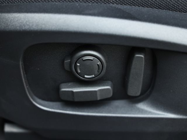 2026 Land Rover Defender X - Photo 27