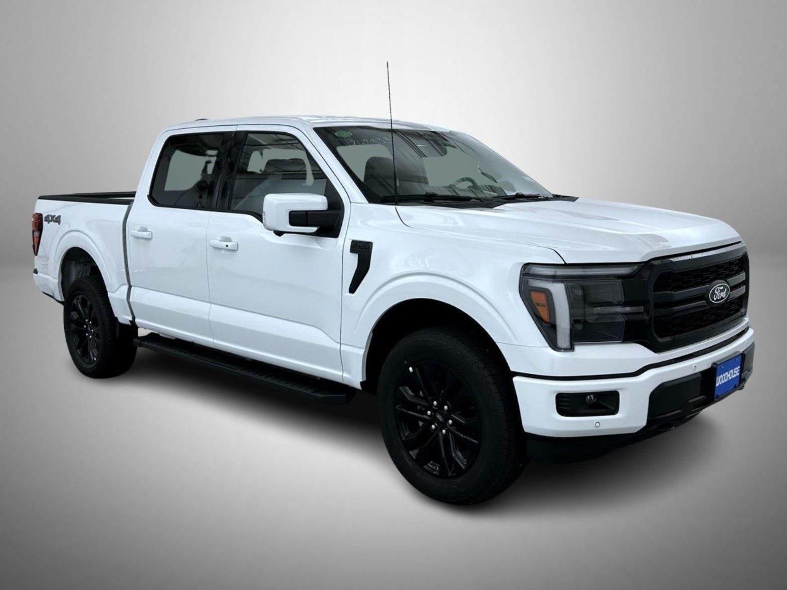 New 2026 Oxford White Ford Lariat image 3