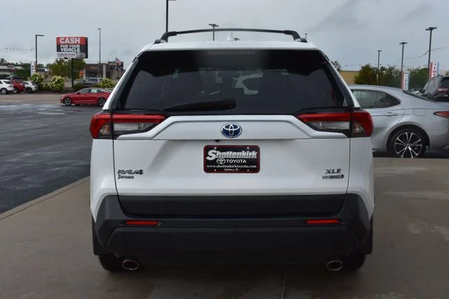 Used 2024 White Toyota XLE image 6