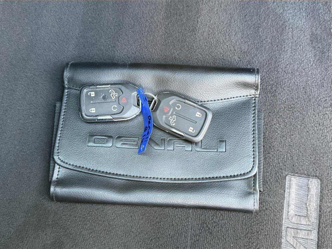 Used 2019 Onyx Black GMC Denali image 46