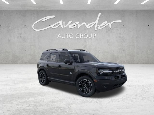 New 2026 Shadow Black Ford Outer Banks® image 8