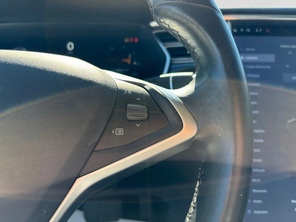 Used 2015 Gray Tesla 70D image 27