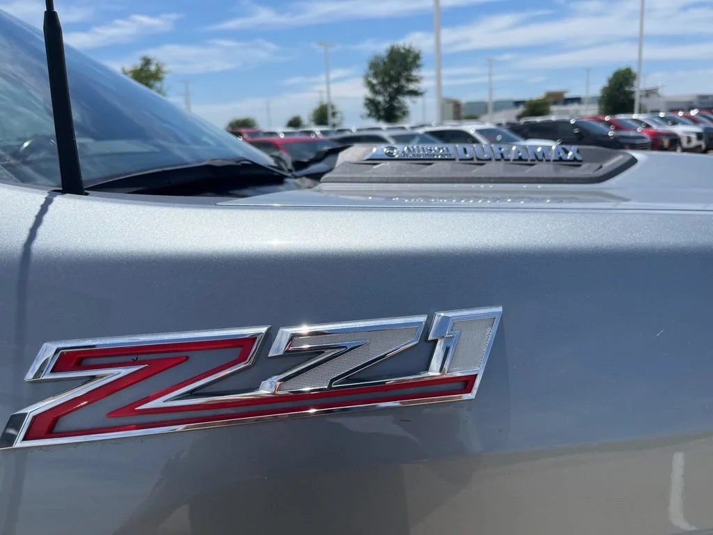Used 2024 Sterling Gray Metallic Chevrolet LT image 8