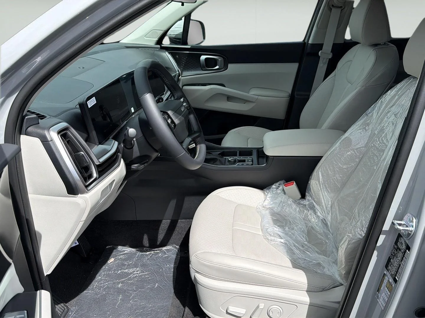 New 2026 Wolf Gray Kia S image 8