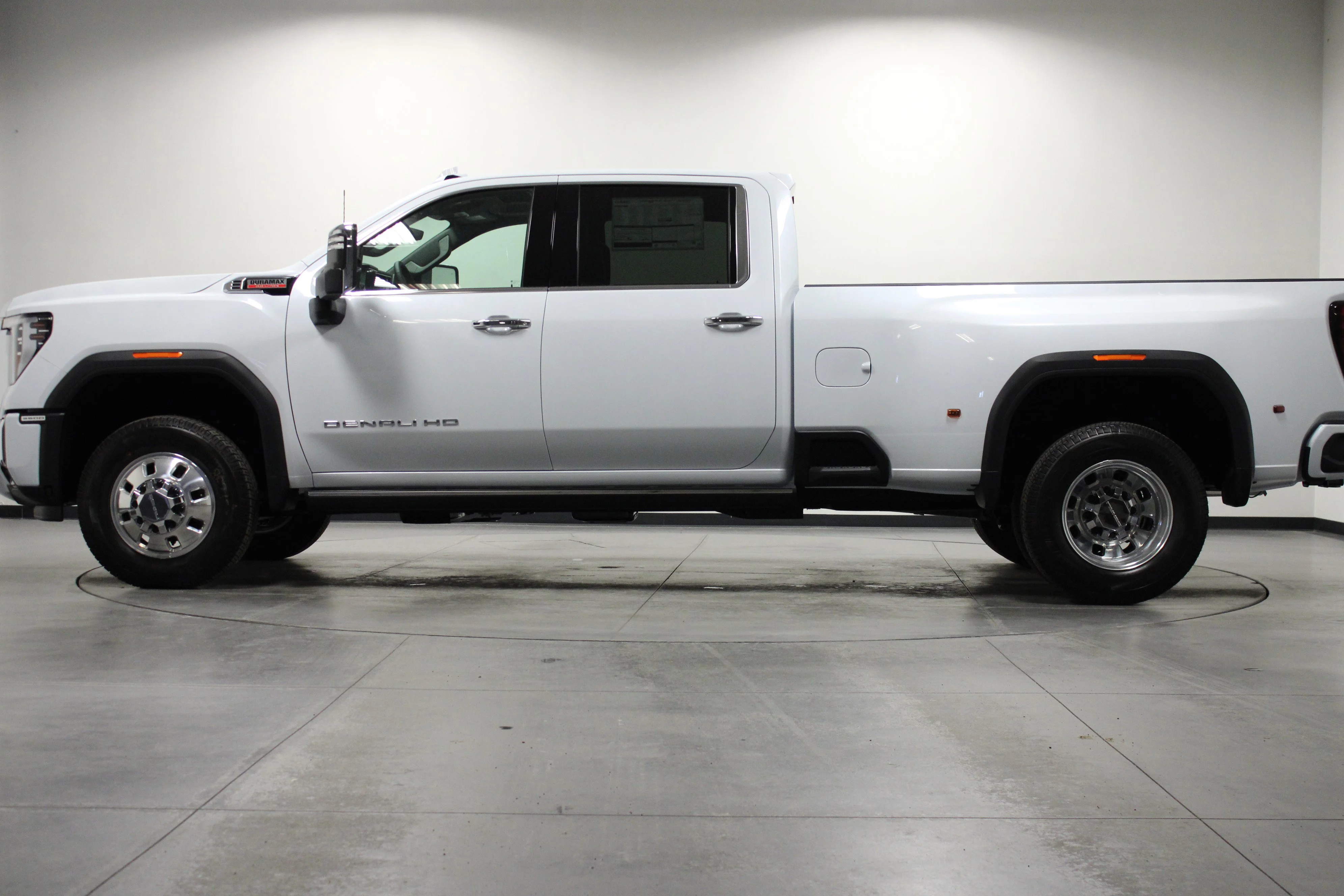New 2026 Glacier White Tricoat GMC Denali DRW image 7