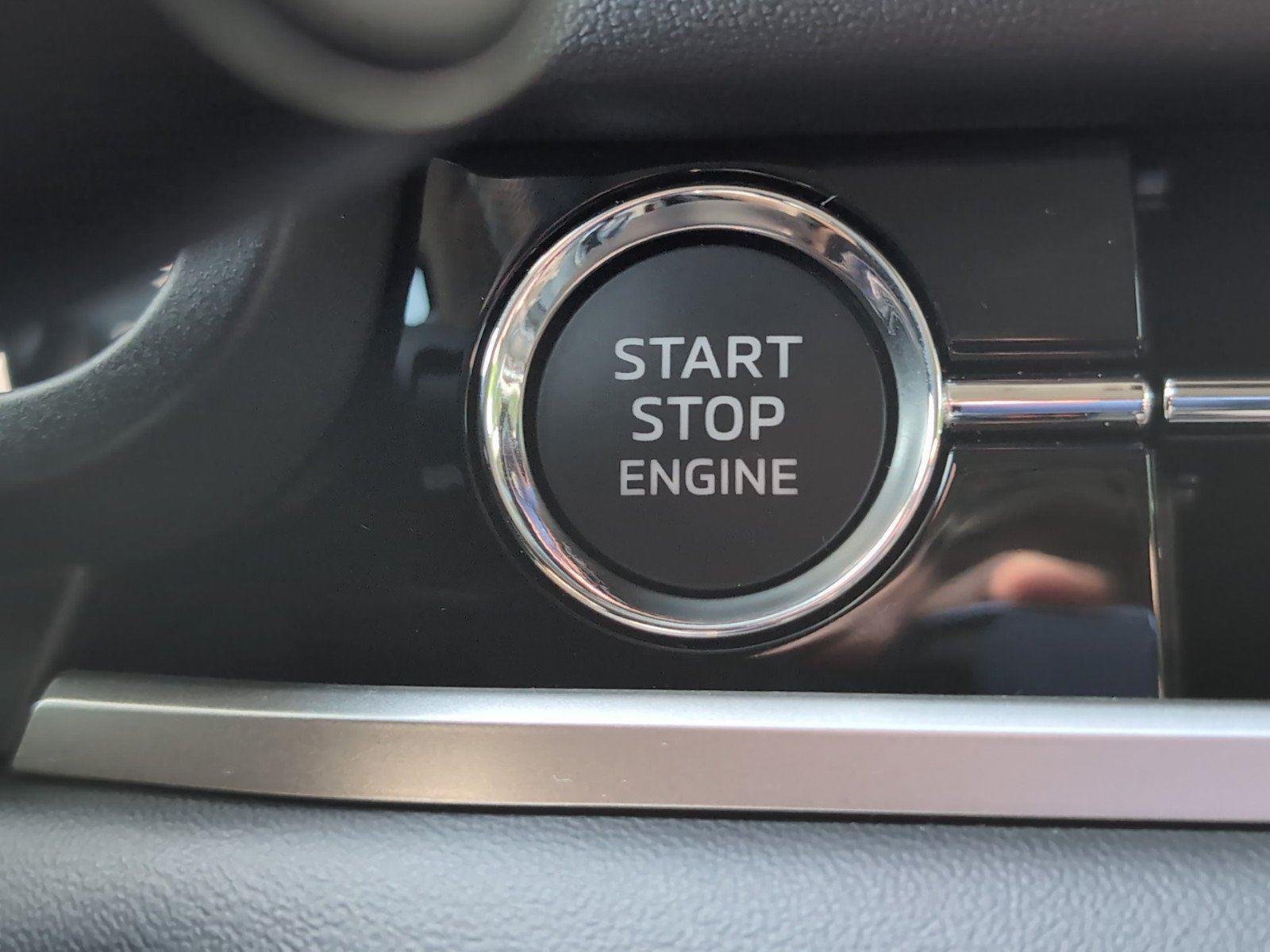 Used 2026  Mitsubishi SE image 25