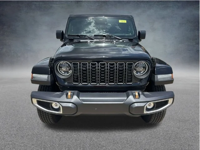 New 2026 Black Clear-Coat Exterior Paint Jeep 85th Anniversary Edition image 2
