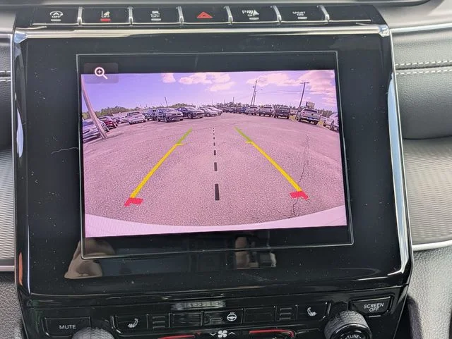 New 2025 White Jeep Laredo image 20