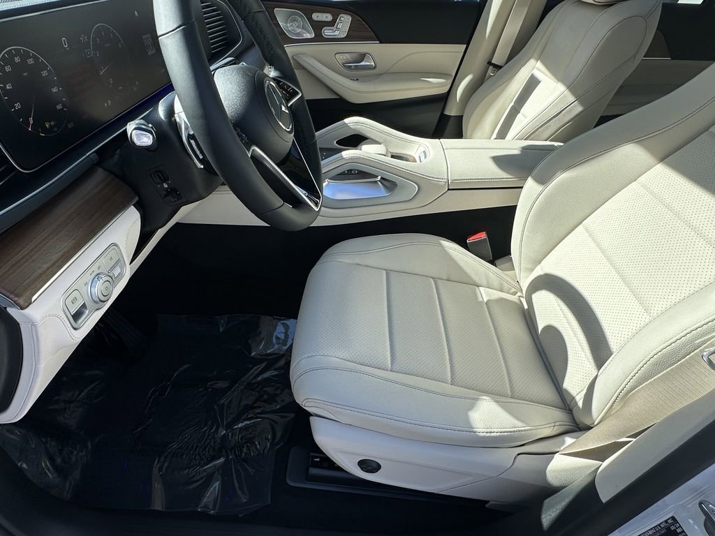 New 2026 MANUFAKTUR Moonlight White Metallic Mercedes-Benz GLE 350 image 49
