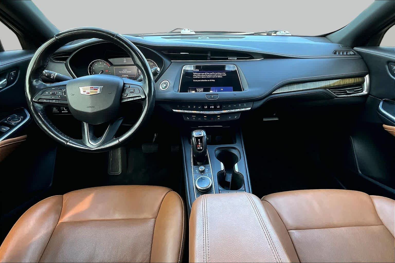 Used 2019 Autumn Metallic Cadillac FWD Premium Luxury image 16