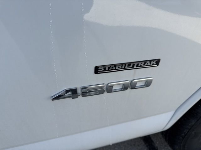 New 2025 Summit White Chevrolet 2WT image 8