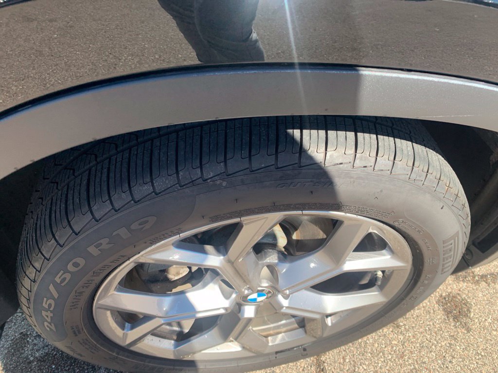 Used 2023 Black BMW xDrive30i image 39