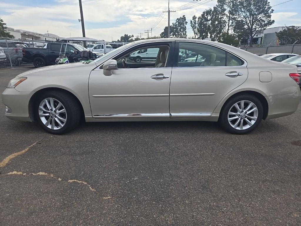 Used 2012 Beige Lexus 350 image 5