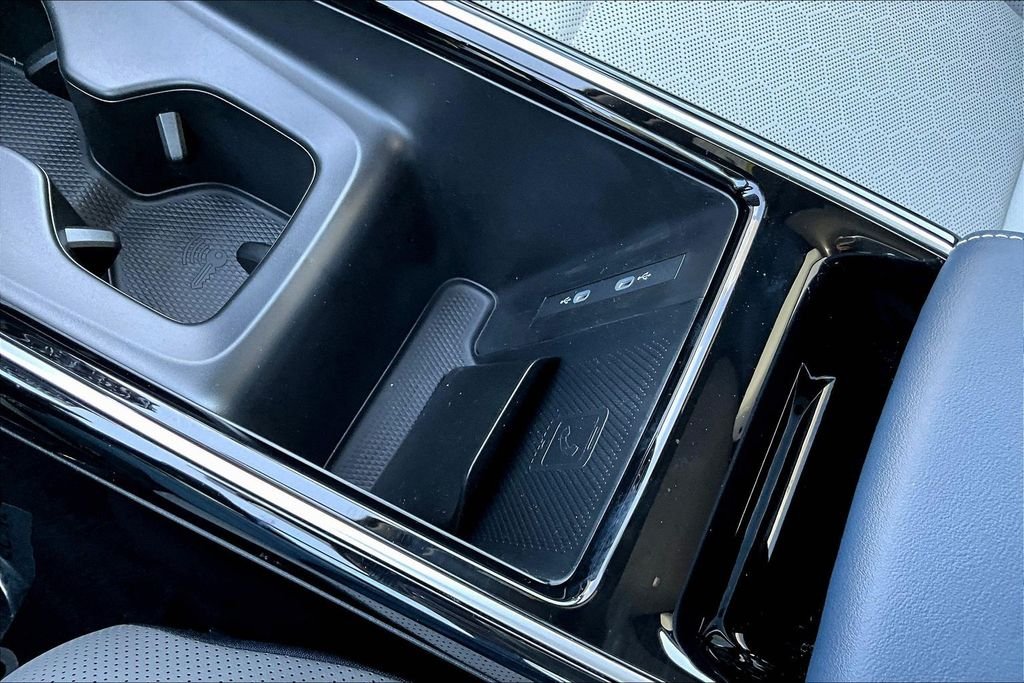New 2026 Black Volkswagen Pro S image 15