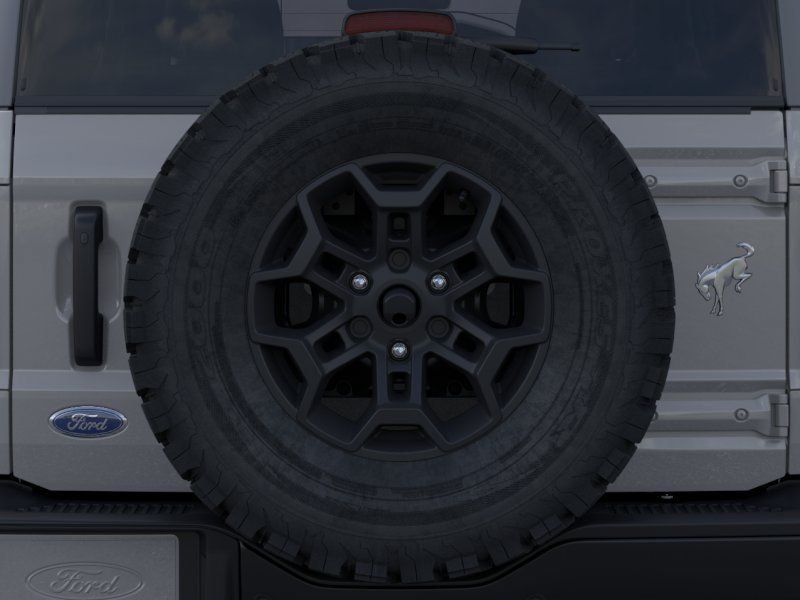New 2026 Avalanche Gray Ford Badlands® image 28