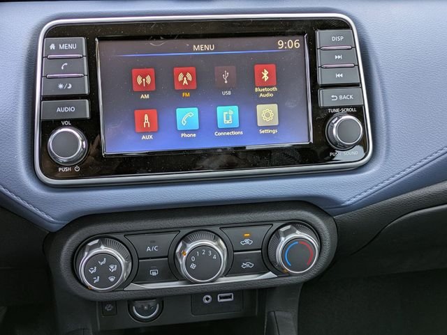 2025 Nissan Versa Sedan SV - Photo 12
