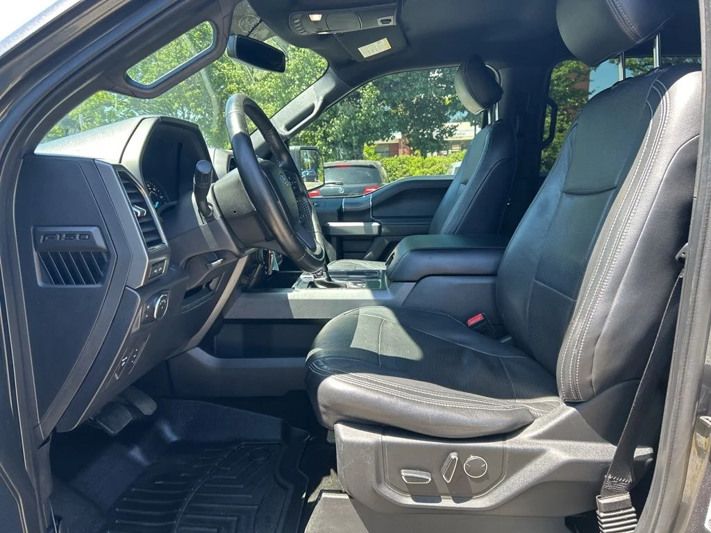 Used 2018 Gray Ford XLT image 18