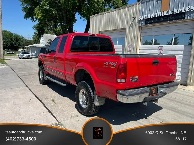 Used 2000 Red Ford Long Bed image 5