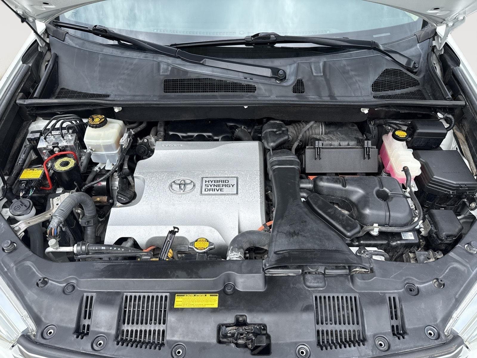 Used 2012 Blizzard Pearl Toyota Limited image 10