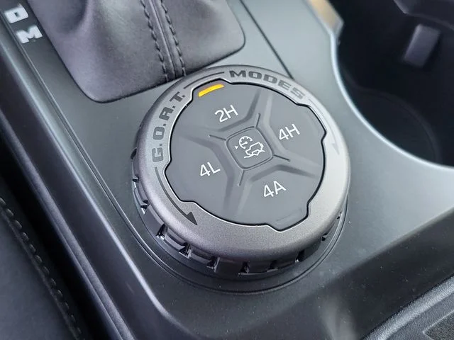 New 2026 Avalanche Gray Ford Big Bend image 24