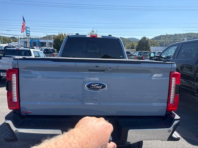 Used 2026 Gray Ford Lariat image 19