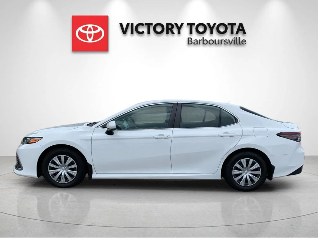 Used 2022 White Toyota LE image 2