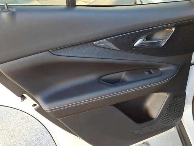 Used 2024 Iridescent Pearl Tricoat Chevrolet LT image 14