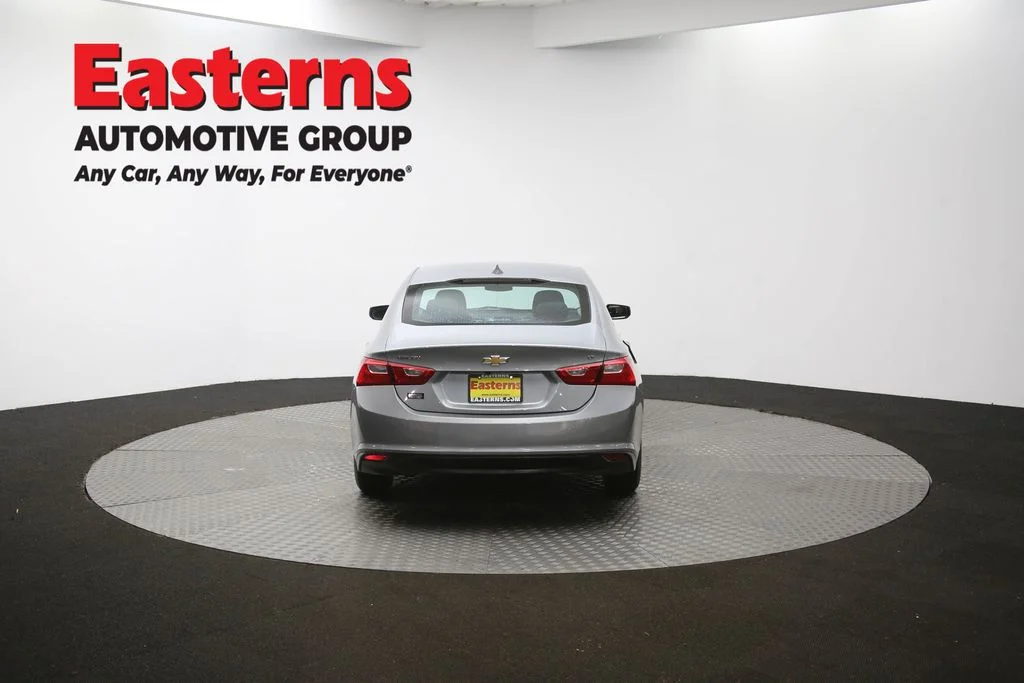 Used 2023 Gray Chevrolet LT image 35