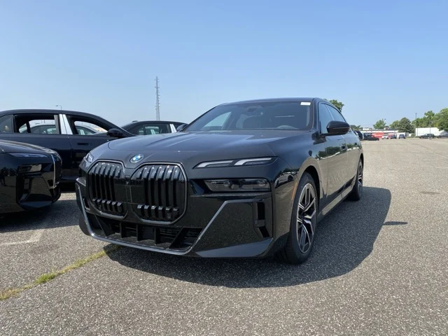 2025 BMW i7 eDrive50 Sedan's photo