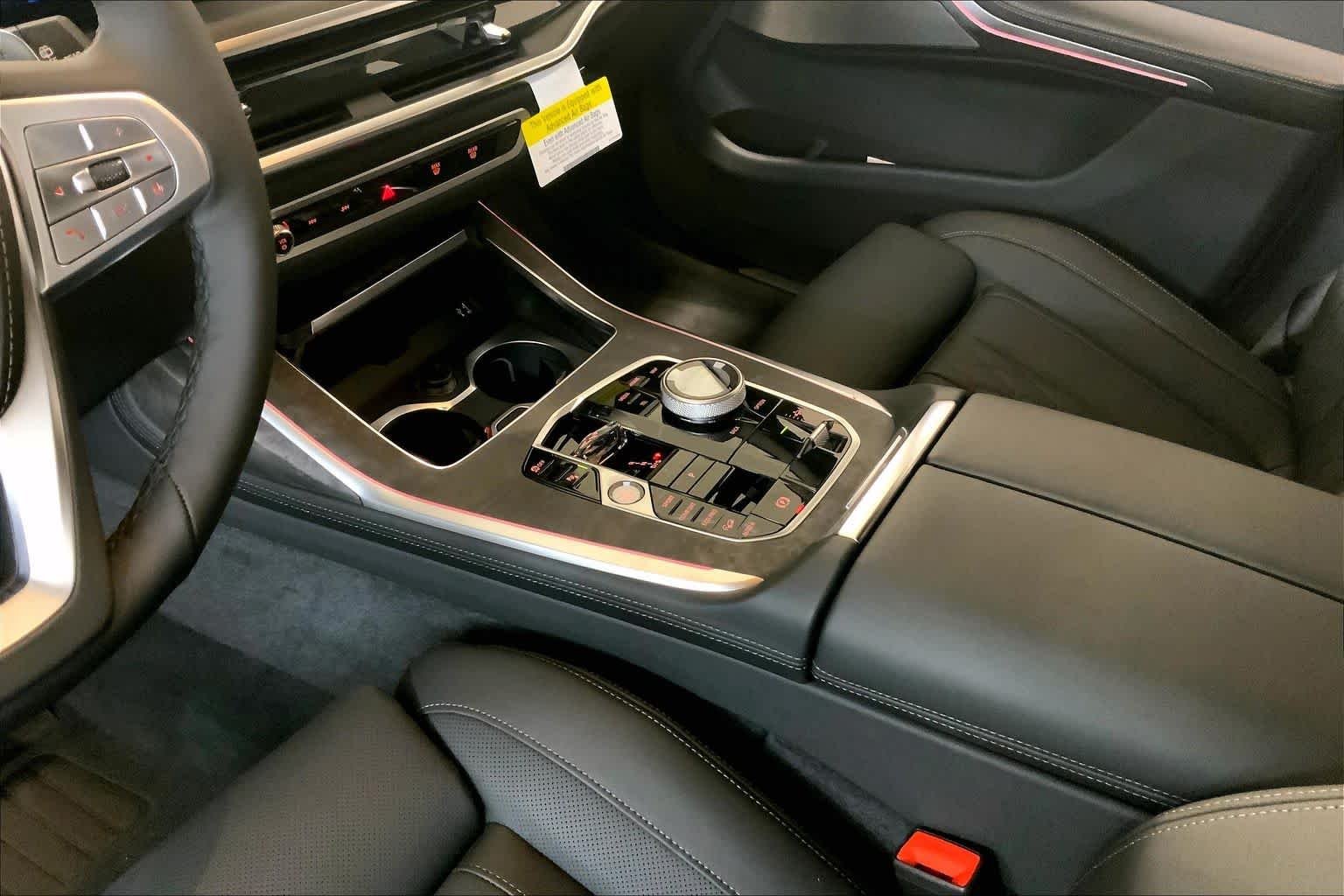Used 2026 Aventurin Red Metallic BMW xDrive40i image 7