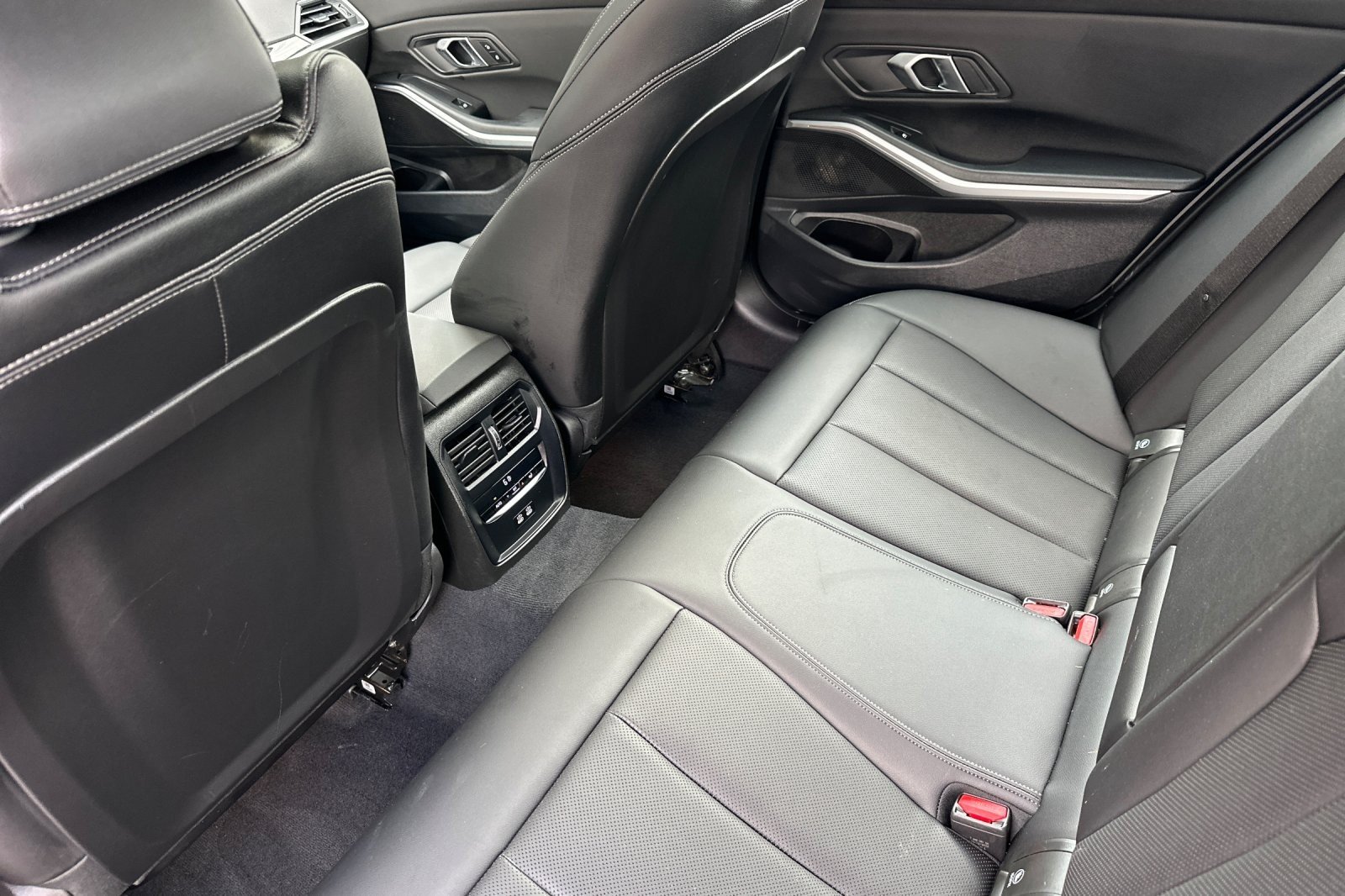 Used 2024 Skyscraper Grey Metallic BMW 330i image 11