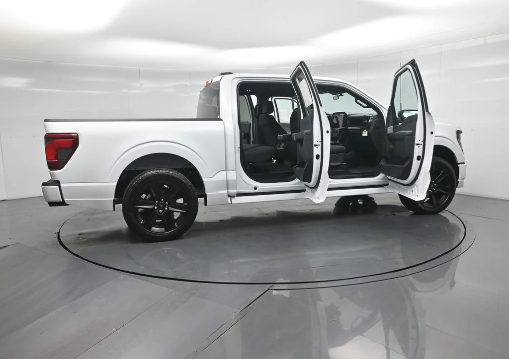 New 2026 Oxford White Ford STX image 4
