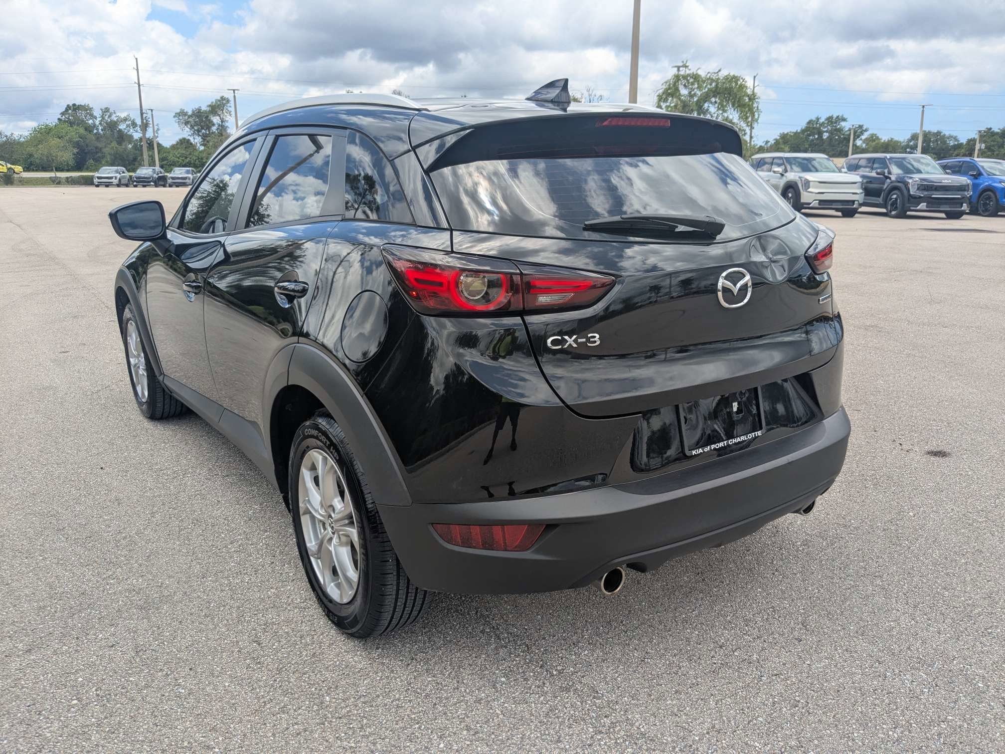 Used 2021 Jet Black Mica Mazda Sport image 7
