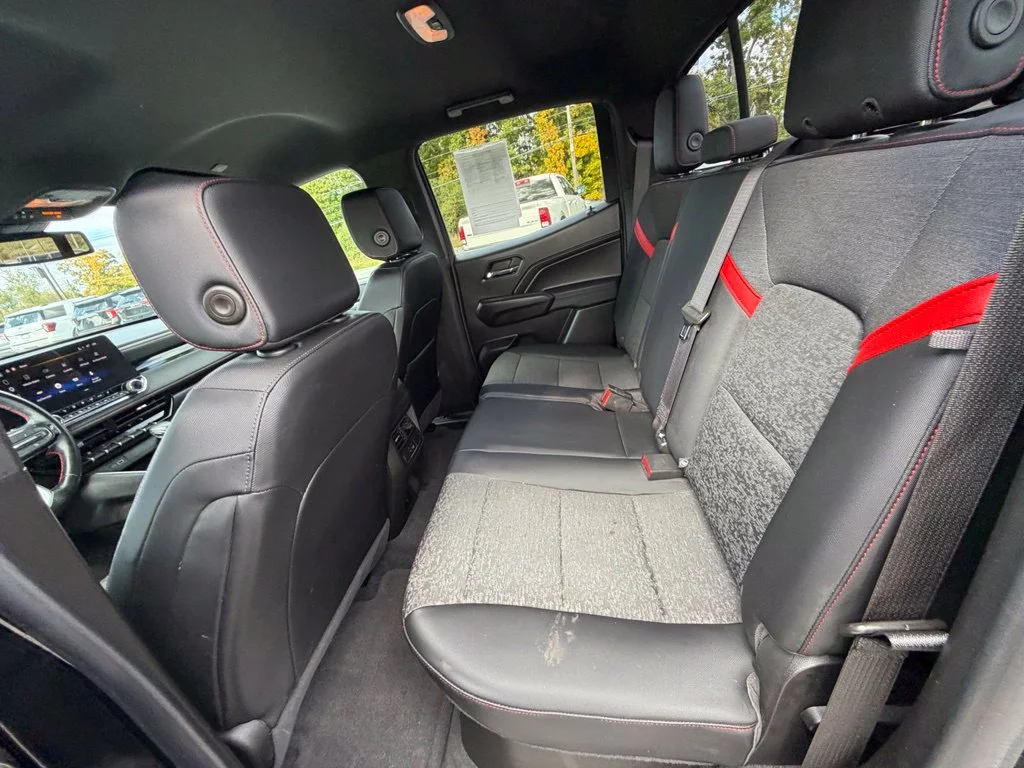 Used 2023 Black Chevrolet Z71 image 44