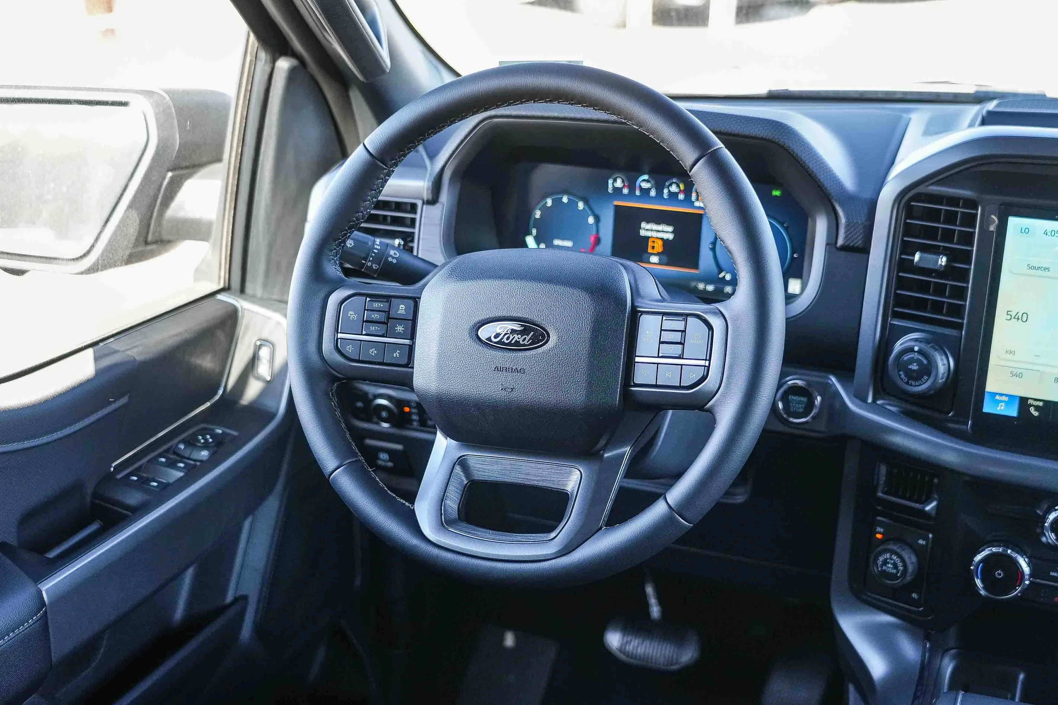 New 2026 Antimatter Blue Metallic Ford XLT image 18