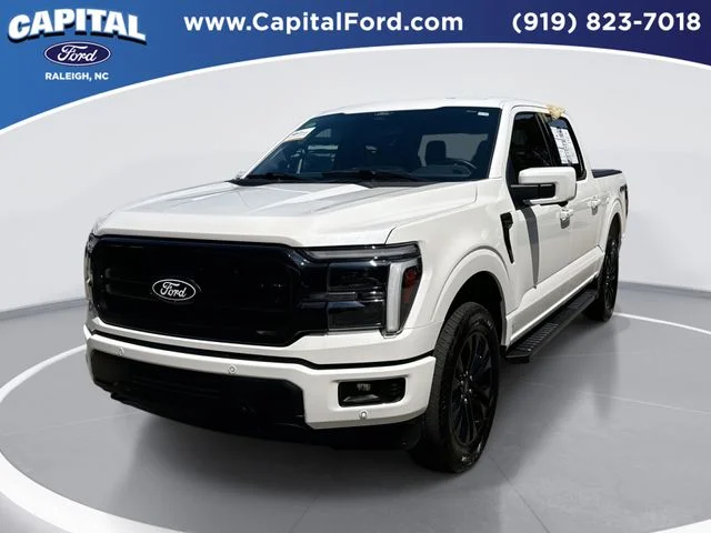 Used 2025 White Ford Lariat image 1