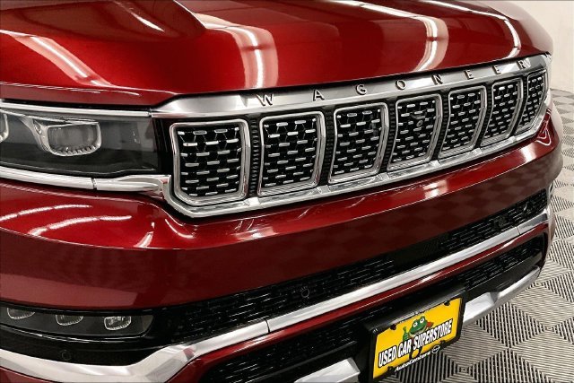 Used 2023 Velvet Red Pearlcoat Jeep Series III image 35