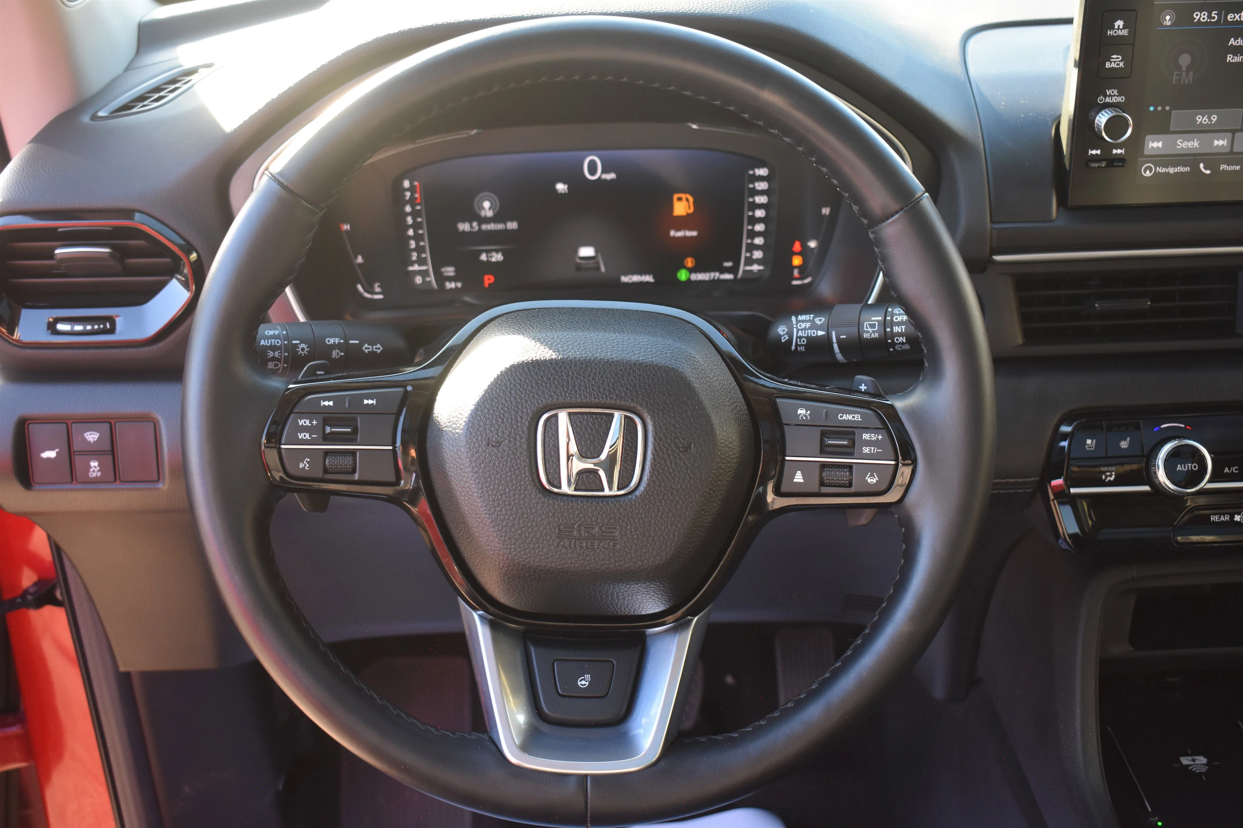 2025 Honda Pilot Elite - Photo 22