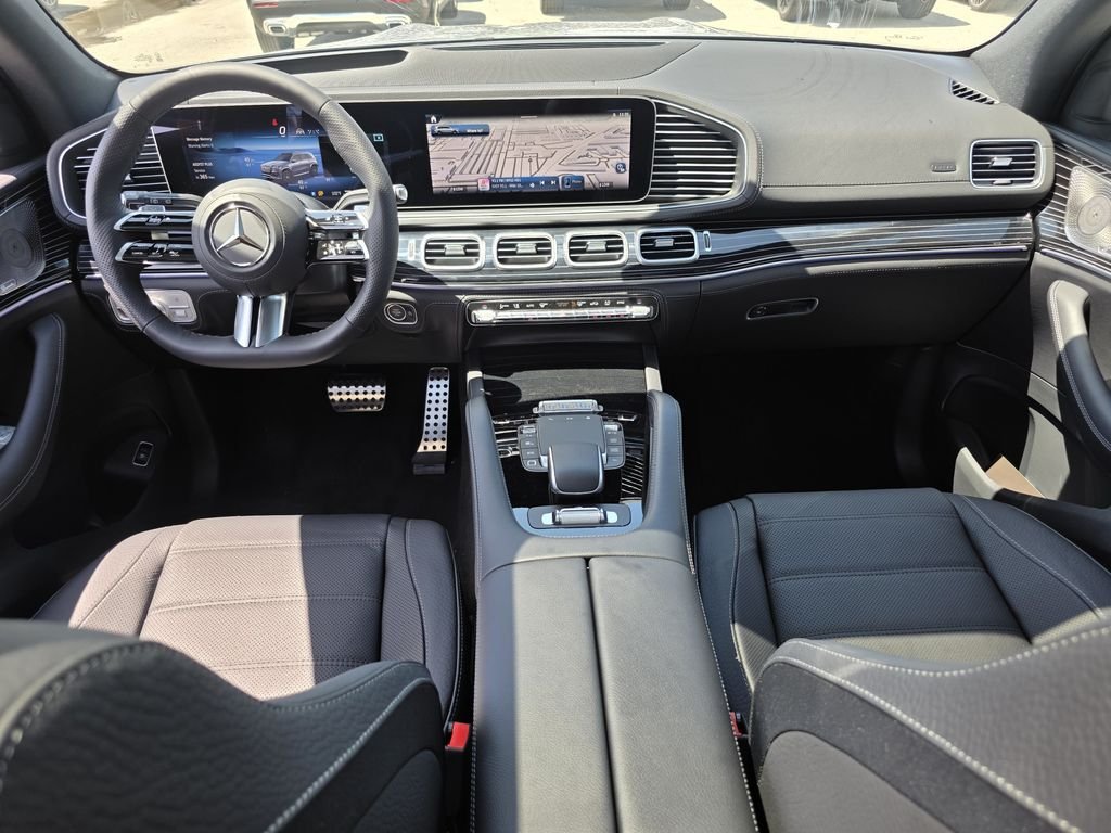 New 2026 Silver Mercedes-Benz GLS 580 image 10