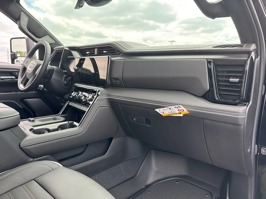 New 2026 Onyx Black GMC AT4X image 42